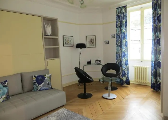 Le Beau Site - Studio